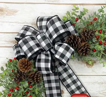 Christmas Truck Eucalyptus With Red Fruit Door Hanging Wreath With Truck