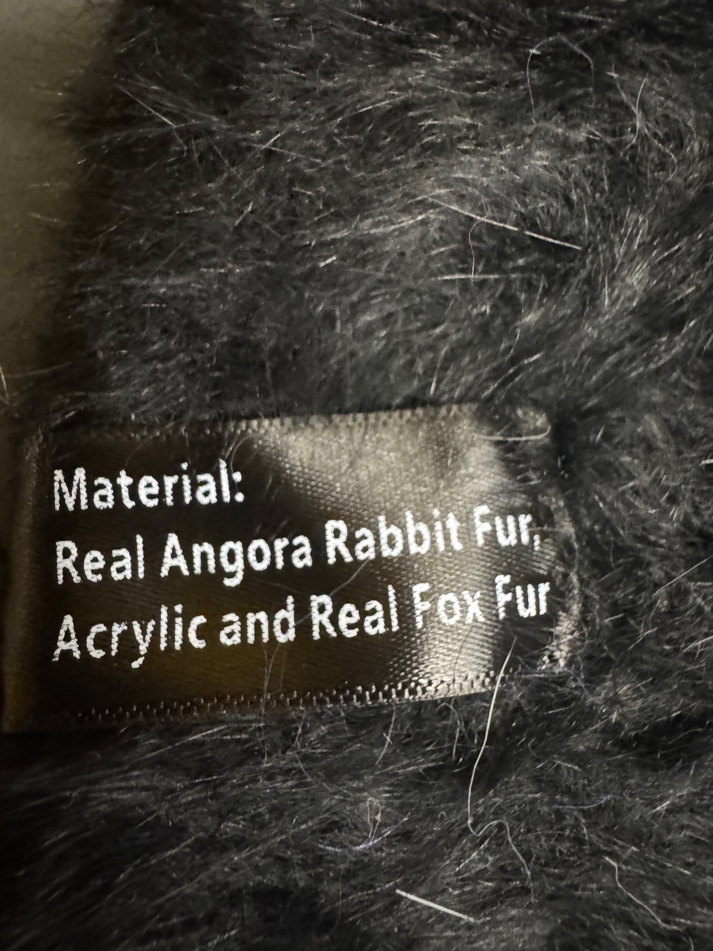 AVU LE VU Slouchy Beanie Hat Real Angora Rabbit Hair, Real Fox Pom Pom Black