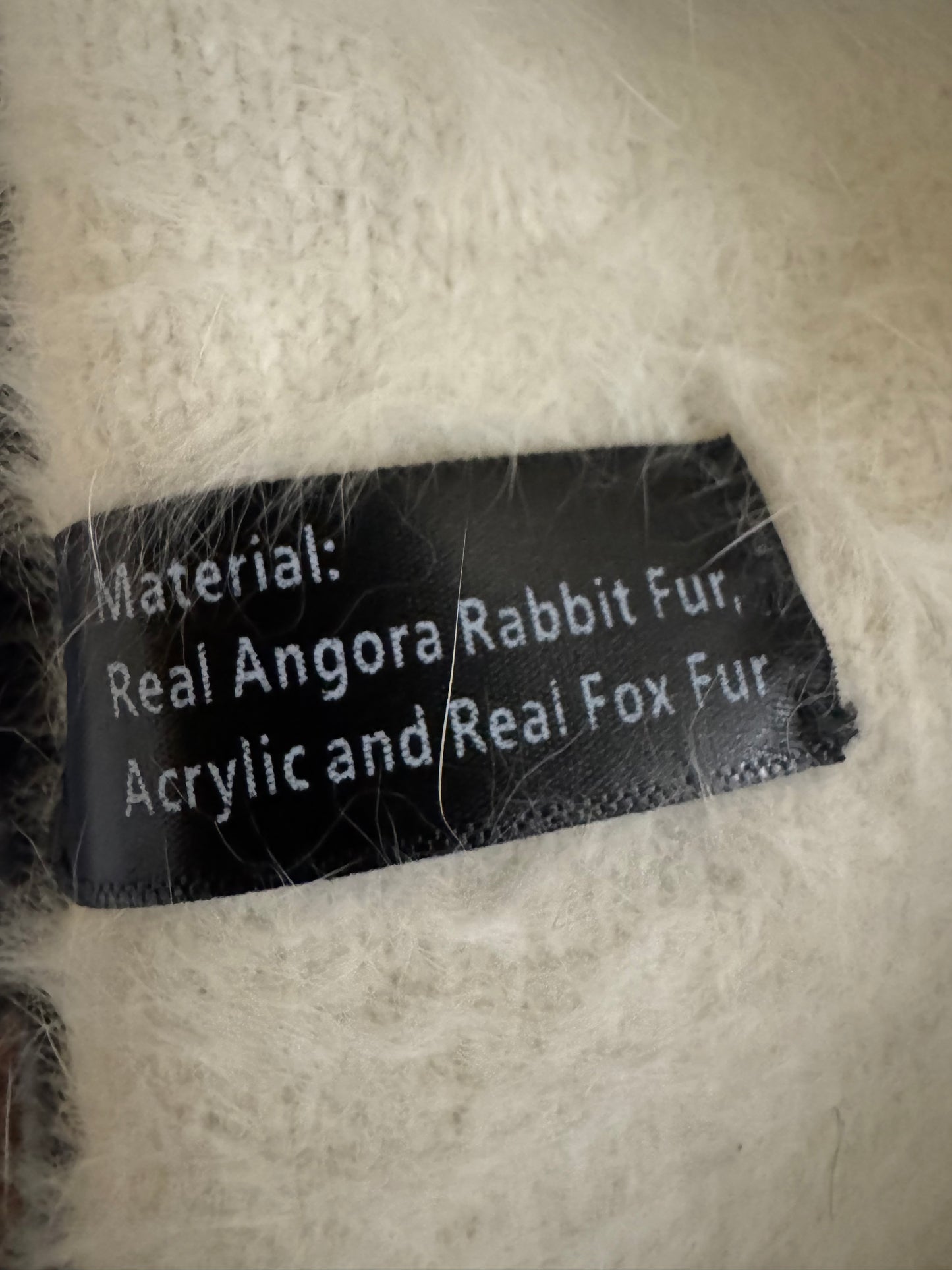 AVU LE VU Slouchy Beanie Hat Real Angora Rabbit Hair, Real Fox Pom Pom White